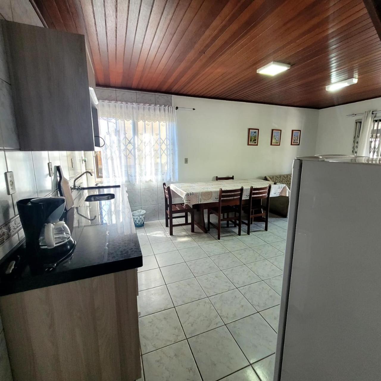 Bombinhas Brasil Residence II Guest House No Centro Εξωτερικό φωτογραφία